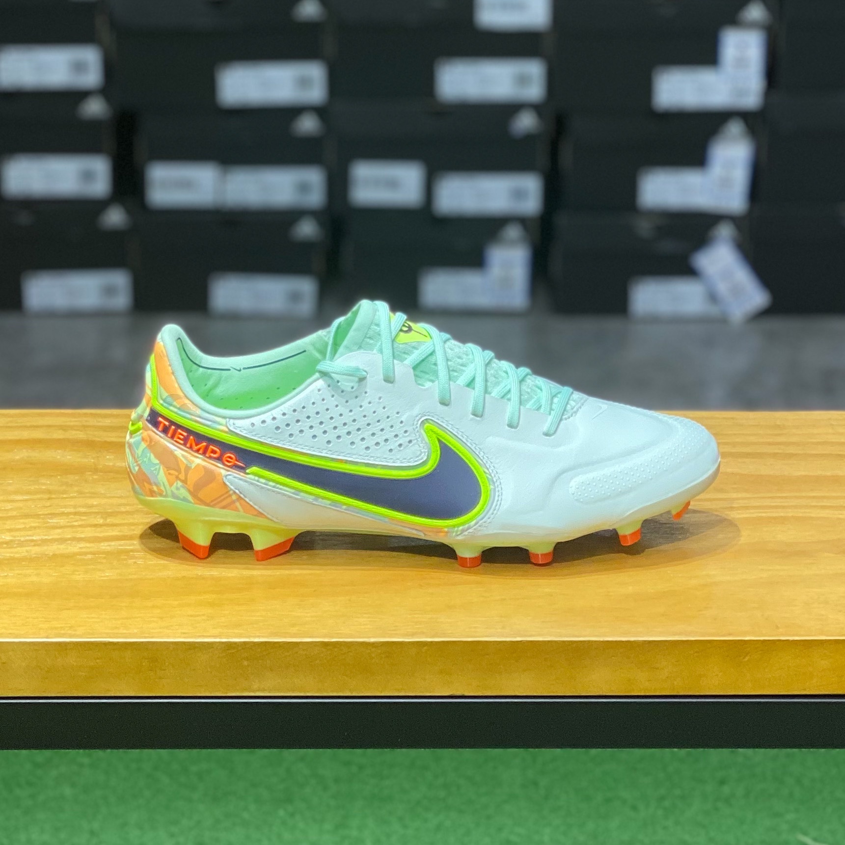 ナイキ NIKE ティエンポ レジェンド エリート 緑 グリーン 橙 オレンジ 青色 ブルー ナイキ NIKE 白色 ホワイト 橙 オレンジ 黒色 ブラック